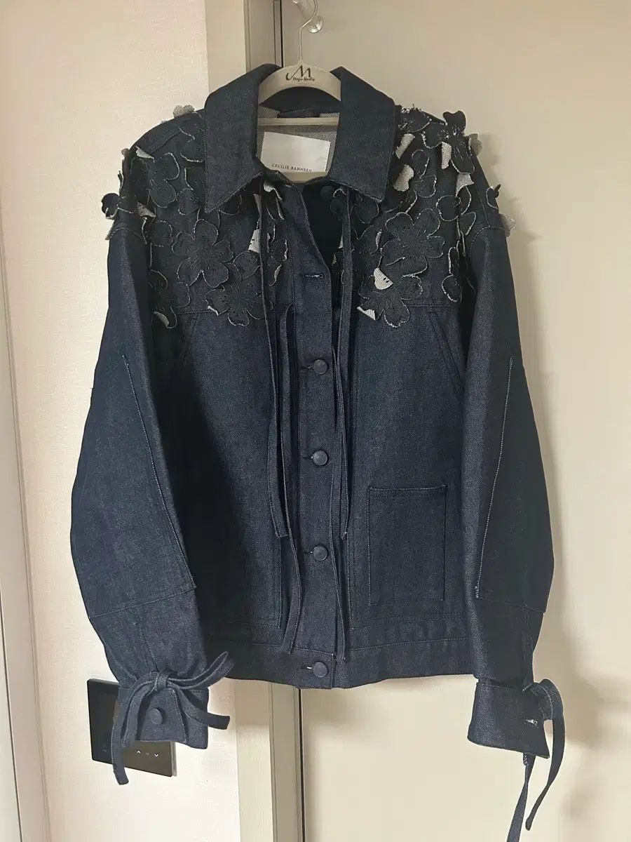 セシリーバンセン トラッカージャケット