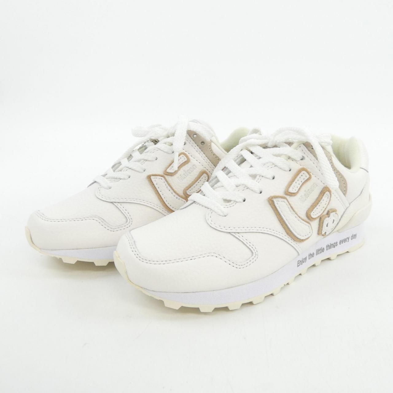 2306-A-230 スニーカー