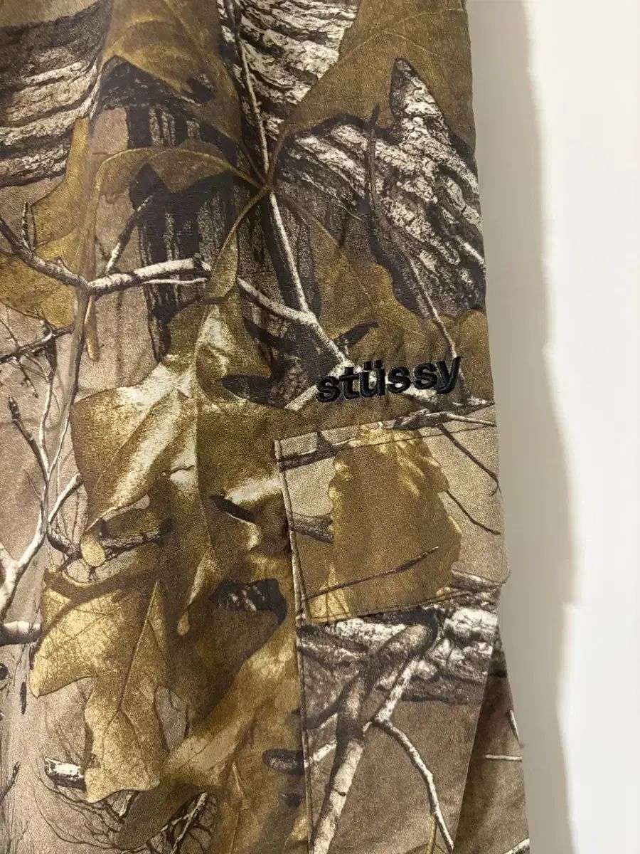 STUSSY ステューシー ウィメンズ リアルツリー カモフラージュ ズボン