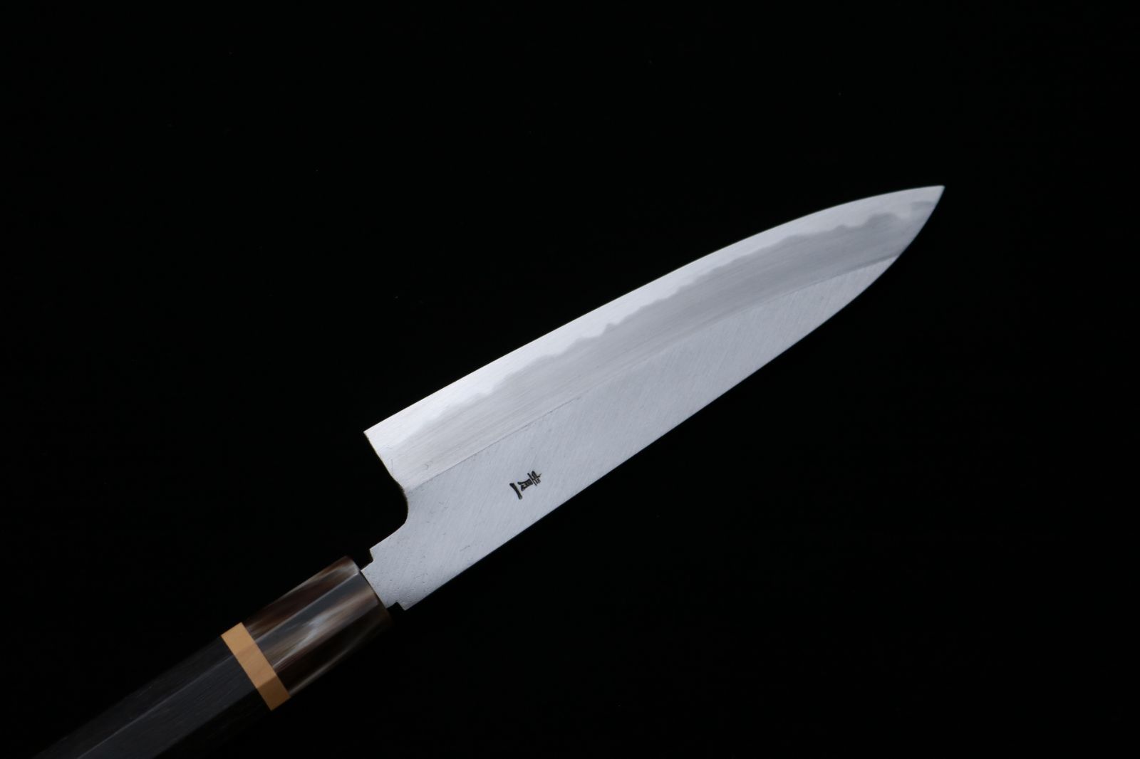 白鷺 牛刀 和包丁 青一鋼 磨き 黒檀八角水牛 6寸 - メルカリ