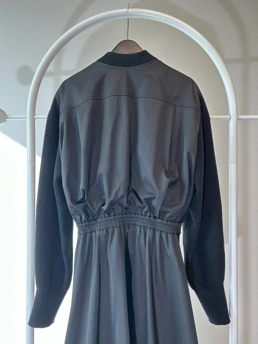 ニットジップアップ