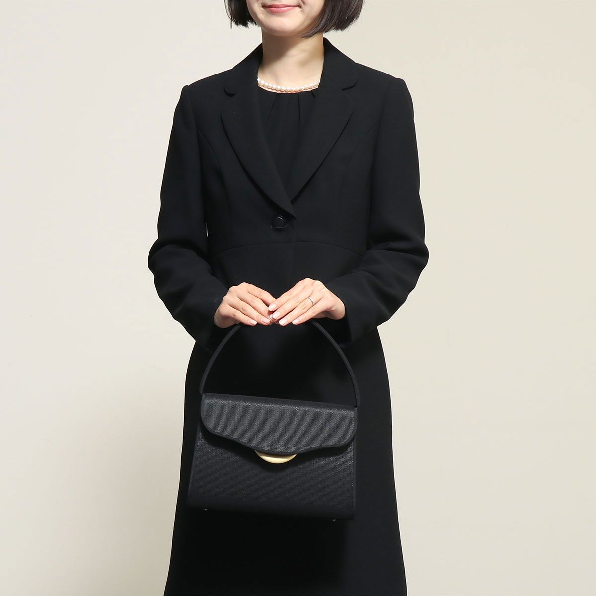 ブラックフォーマル 冠婚葬祭