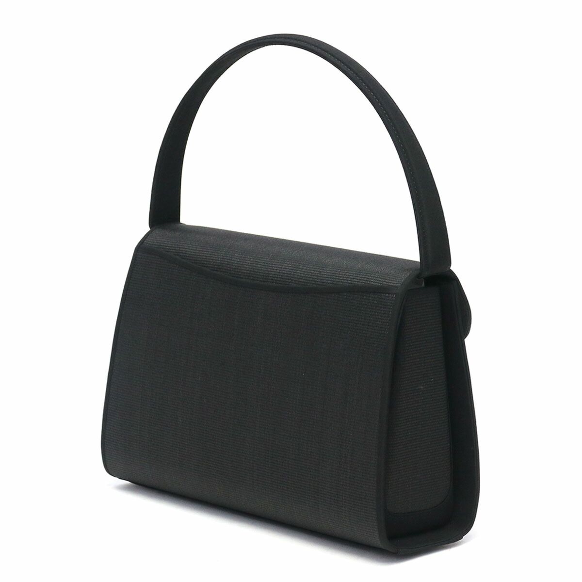 ブラックフォーマル 冠婚葬祭