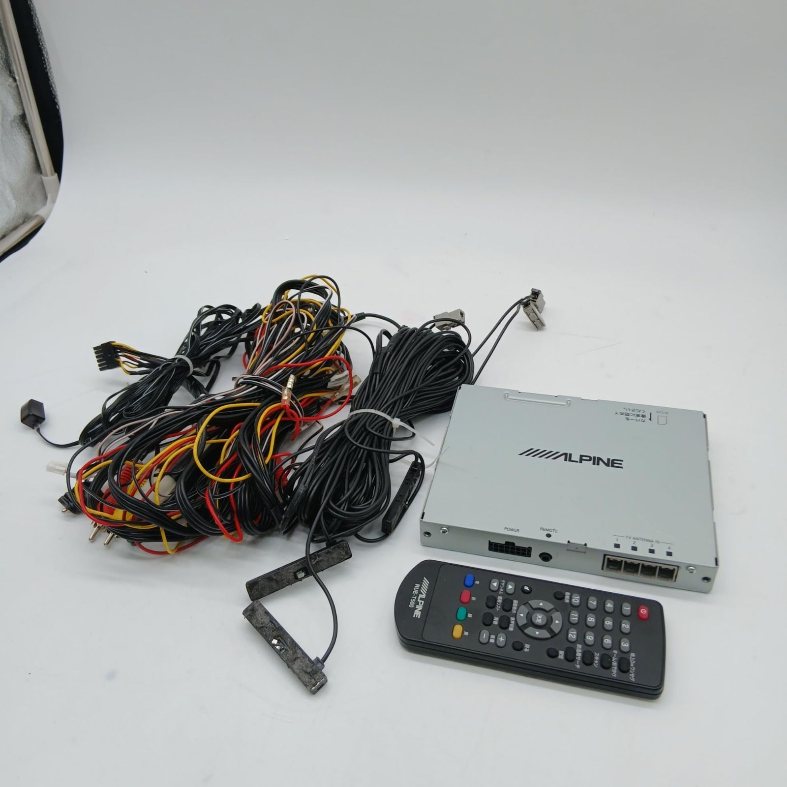 No.4502 アルパイン(ALPINE) 地上デジタルチューナー TUE-T500 【RCA