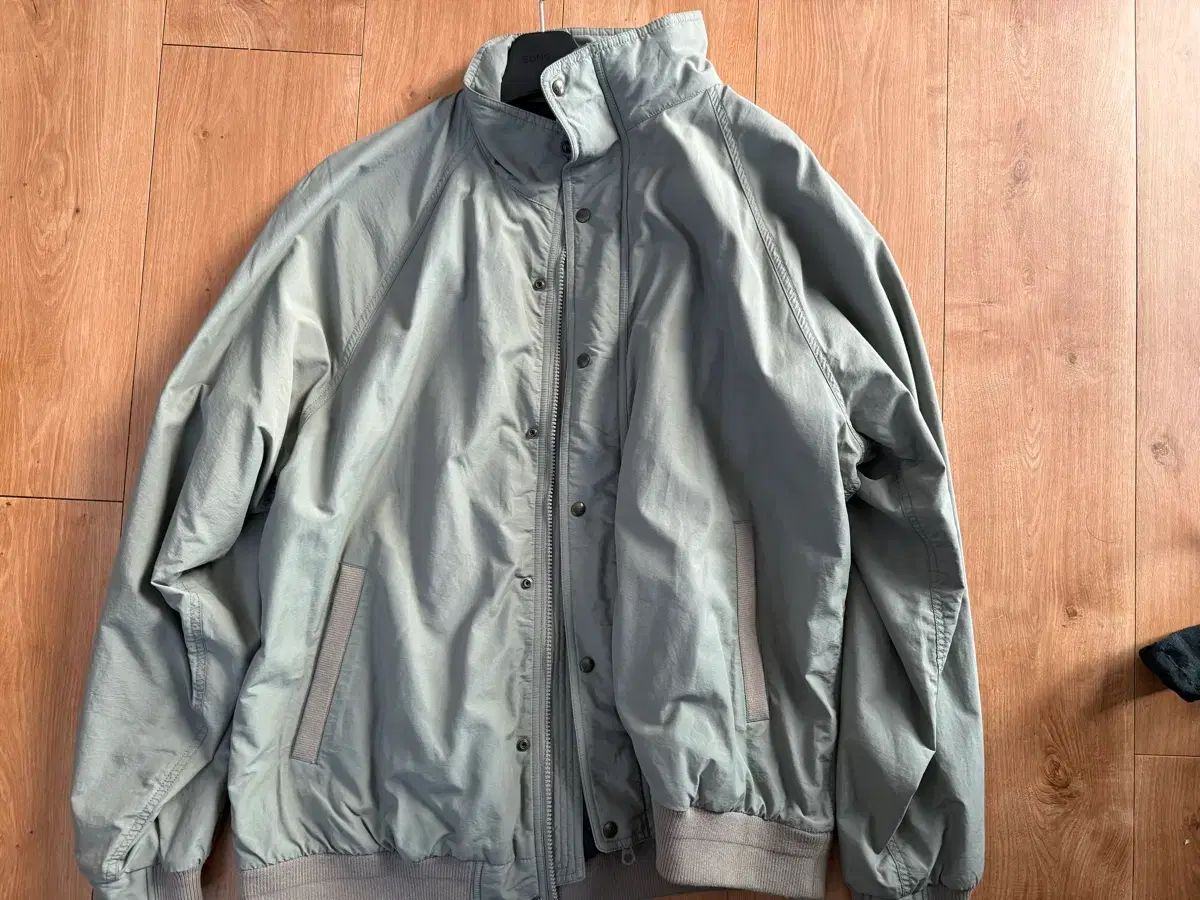 カーキス stroll jacket sage