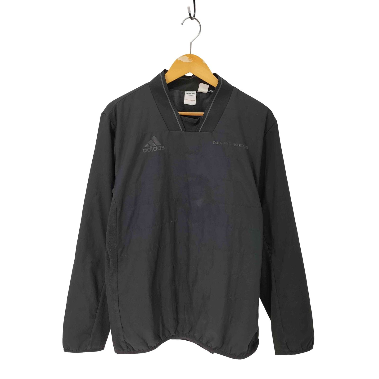 Gosha Rubchinskiy(ゴーシャラブチンスキー) Warm Sweatshirts フリース切替ピステ Vネックプルオーバー メンズ  JAPAN O / US M【中古】【ブランド古着バズストア】 ゴーシャラブチンスキー Gosha Rubchinskiy Warm Sweatshirts フリース