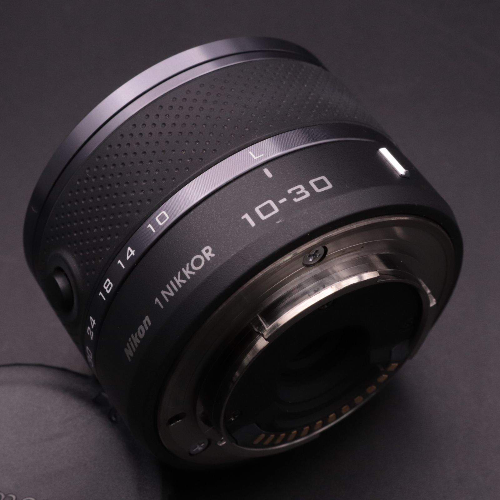 NIKKOR VR 10-30 mm f 3.5-5.6