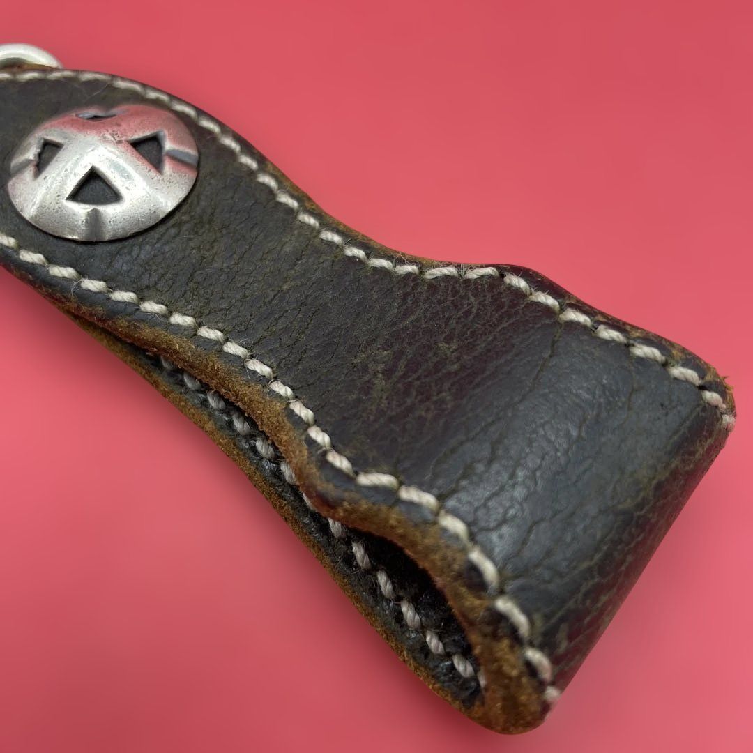 THE FLAT HEAD ブラックレザーキーホルダー ベルトループ THE FLAT HEAD ベルトループキーホルダー SILVER925コンチョ 本革