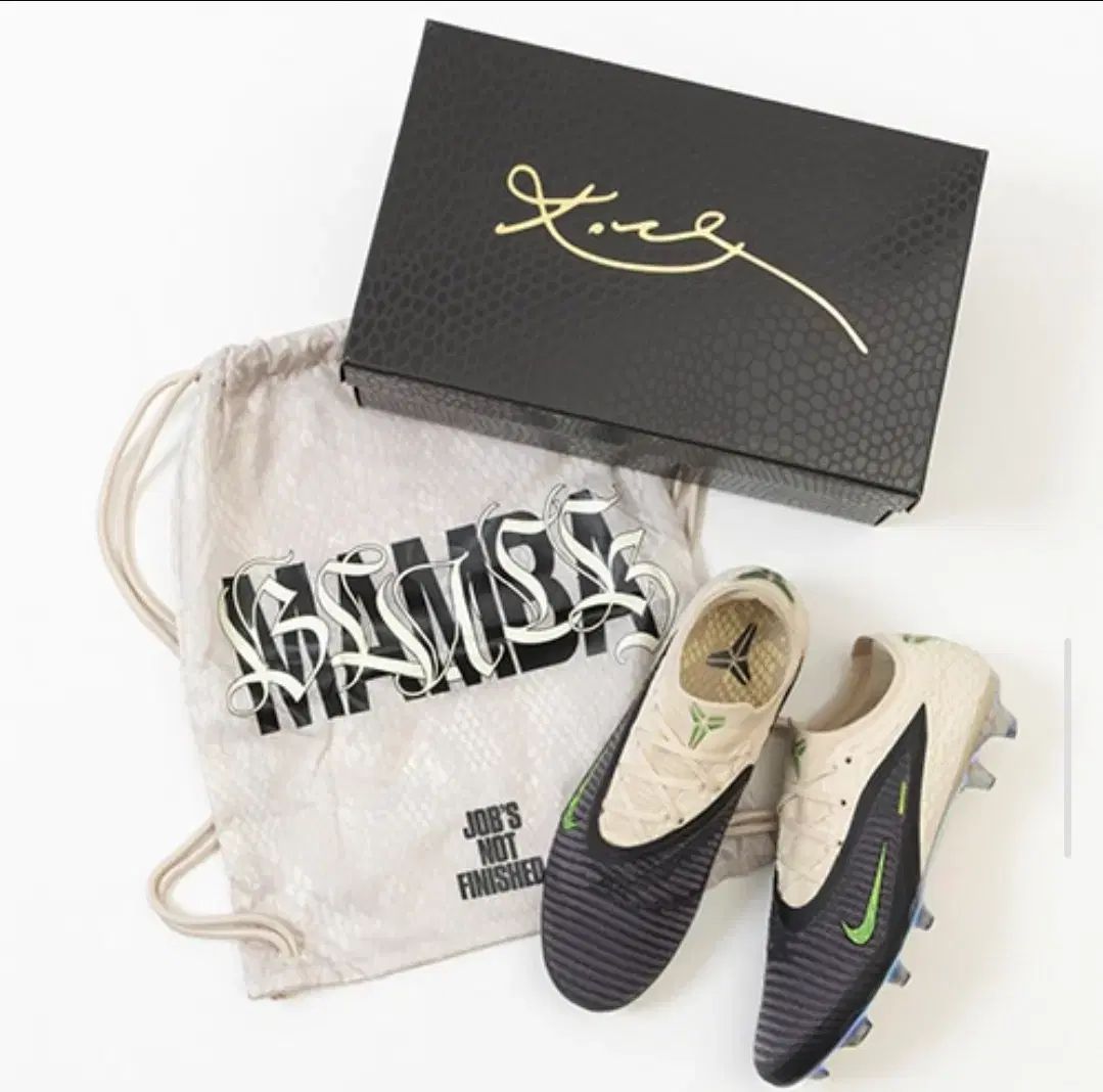 モデル NIKE FANTOM 6 LOW エリート FG ブラックマンバ-コービーブライアント S E