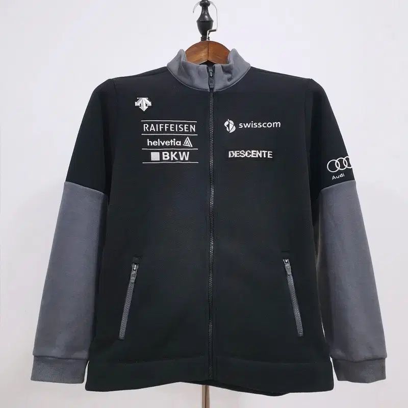 デサント スイス スキーチーム フリース ジャケット 160 サイズ - メルカリ