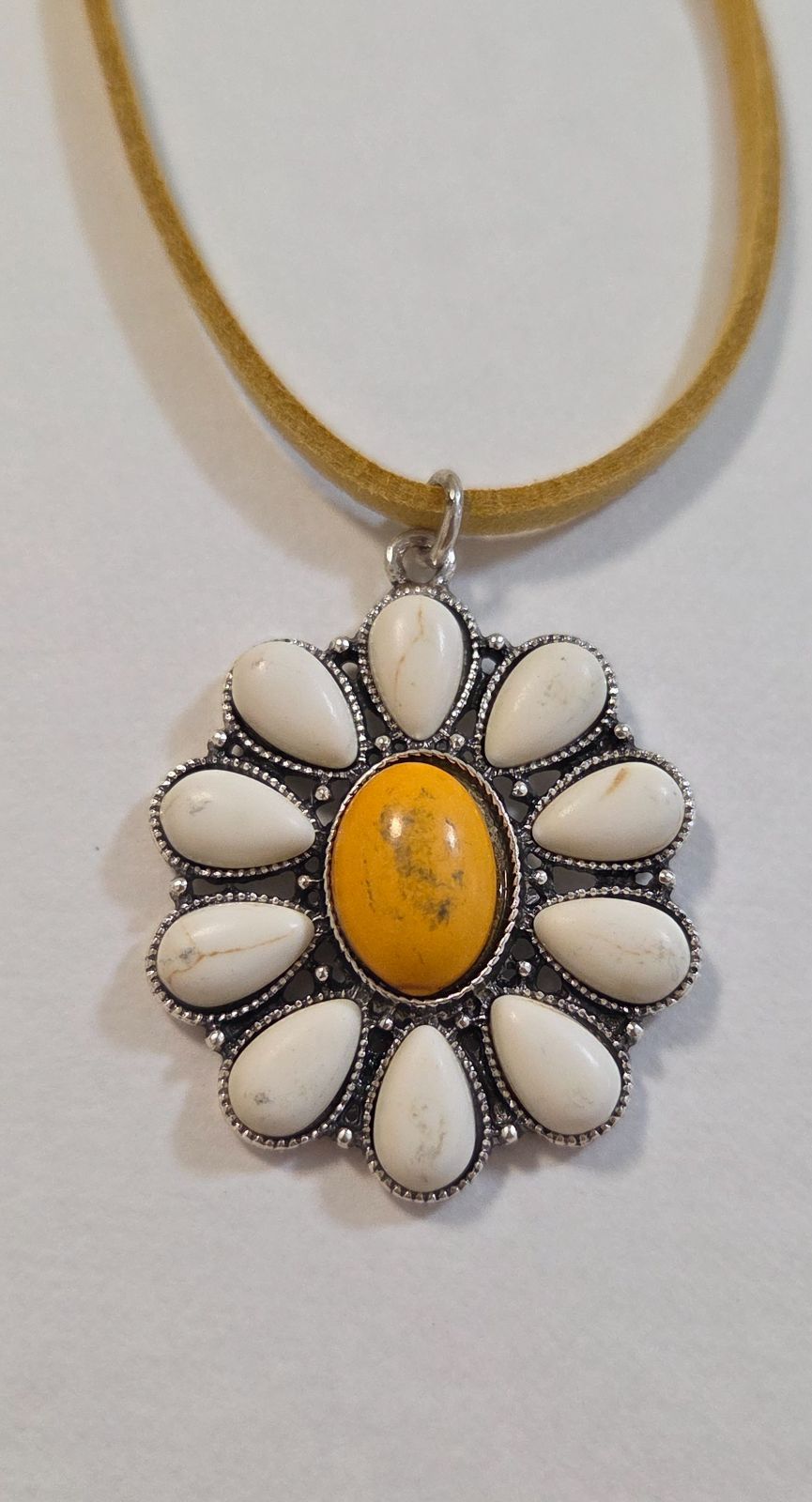 ⭐︎値下げ⭐︎ターコイズ ネックレスpt900 刻印あり　ヴィンテージ　アンティーク ⭐︎値下げ⭐︎ターコイズ ネックレスpt900 刻印あり ヴィンテージ