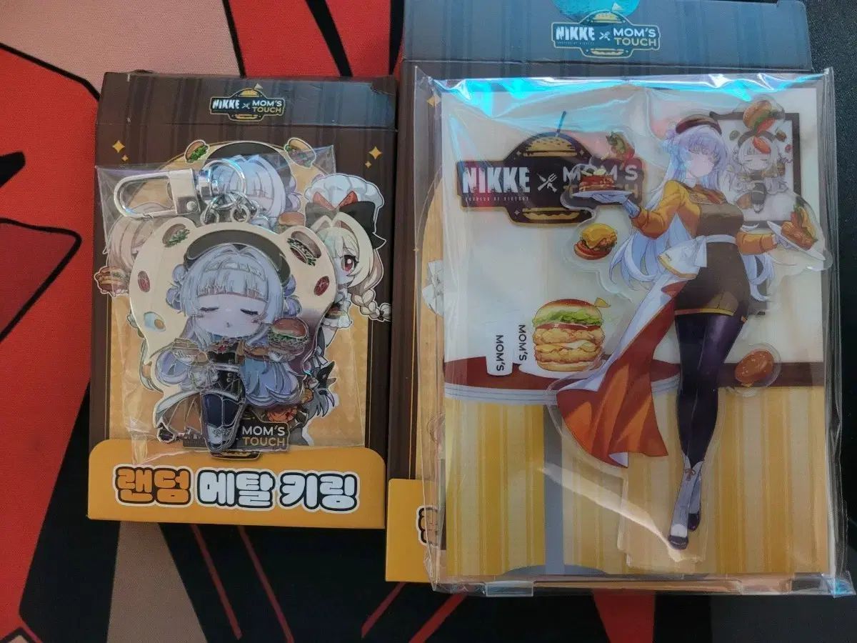 勝利の女神 NIKKE 맘스터치 コラボ ユウタ YUTA 中本 悠太 アークス アクリル メタルキーホルダー セット