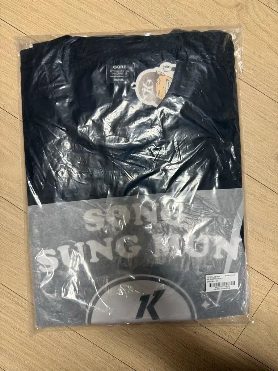 【最新作，定番人気】 キウムヒーローズソン・ソンムンTシャツ その他