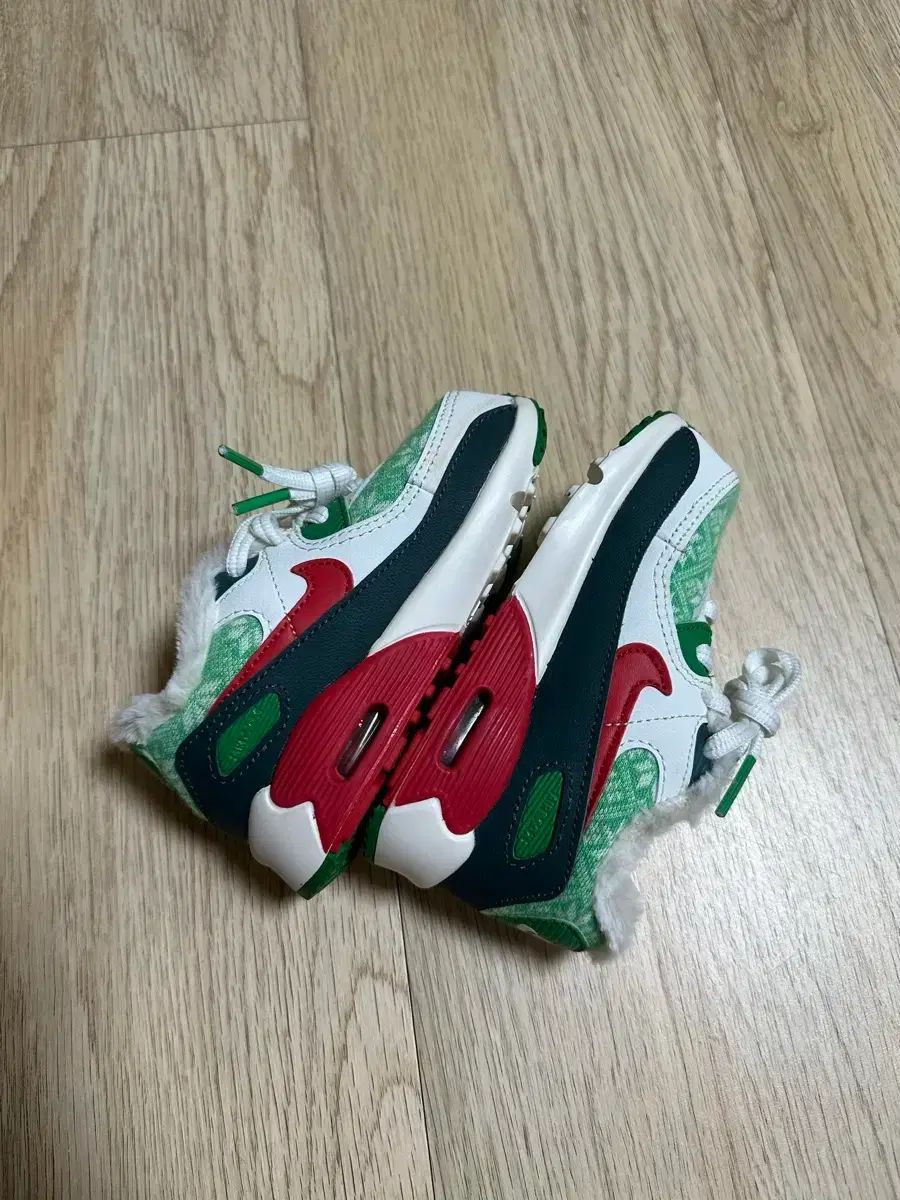 (130/7c) ナイキ エアマックス クリスマス 限定モデル