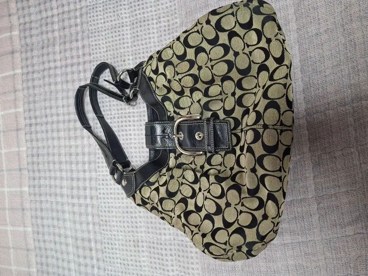 コーチ シグネチャー ショルダーバッグ