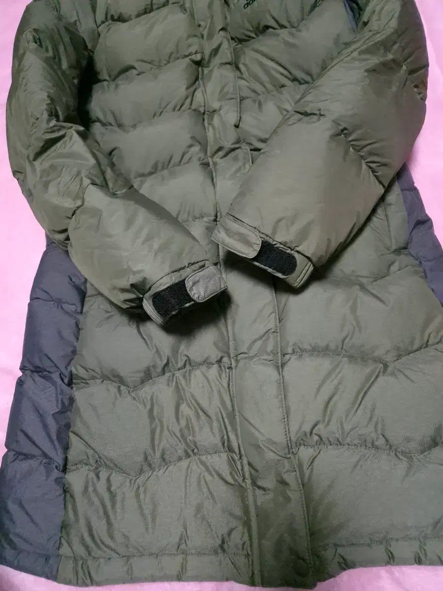 ダウンジャケット