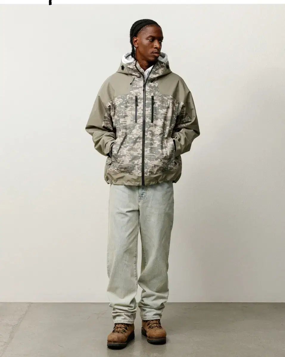 STUSSY GORE-TEX ガイド シェル ジャケット カモ 2025 (M サイズ