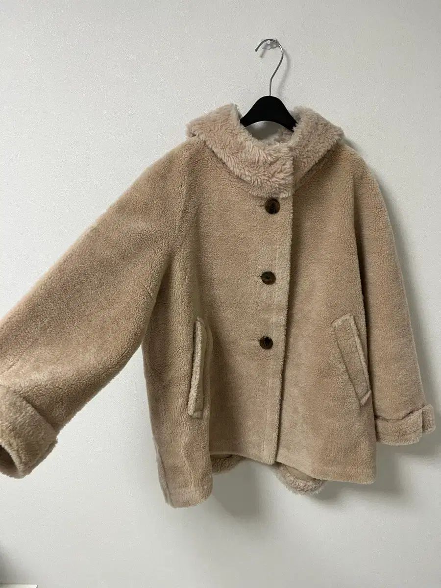 the AtG フリース ジャケット