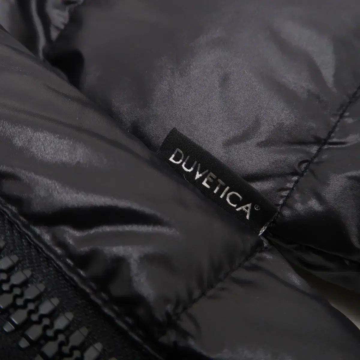 38 デュベティカ