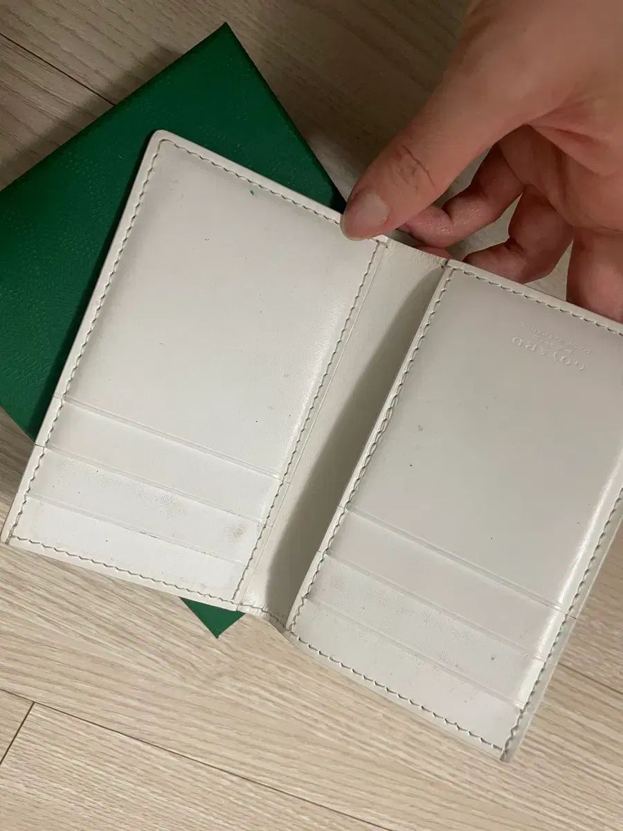 ピエール カードウォレット