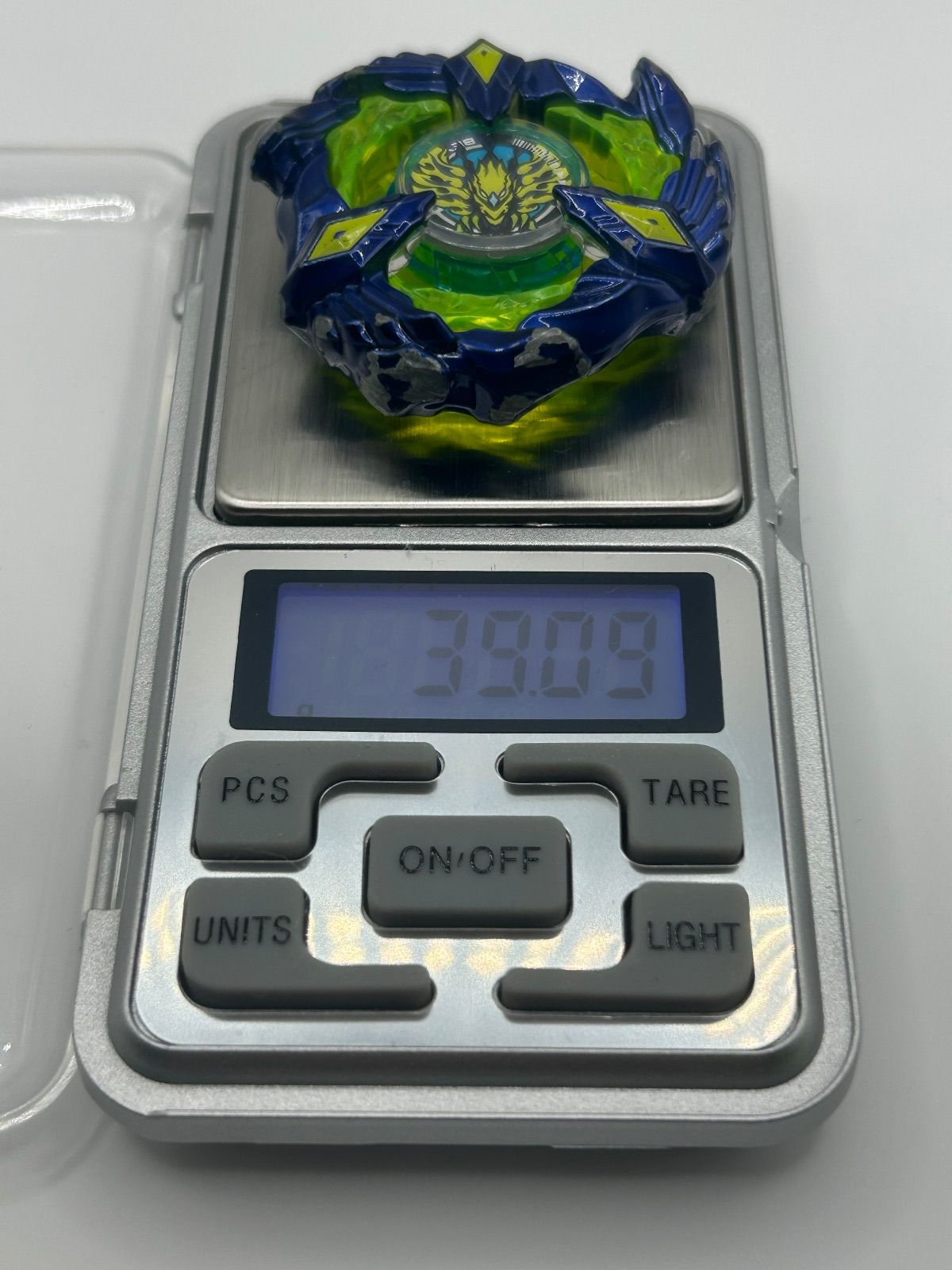 ベイブレードXフェニックスウイングメタルコートネイビーコロコロ応募者、高重量 使用感あり ベイブレードX フェニックスウイング 9-80DB メタルコート