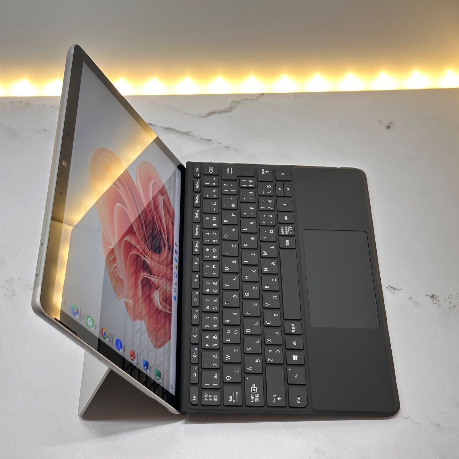 SIMフリー】Surface Go2 LTE m3-8100Y/8/128 - メルカリ