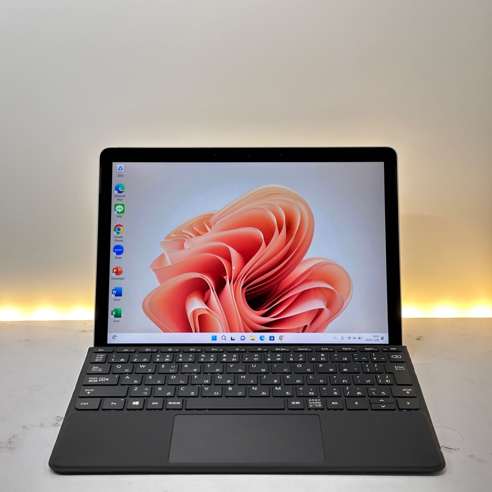 【SIMフリー】Surface Go2 LTE m3-8100Y 8/128 SIMフリー】Surface Go2 LTE m3-8100Y/8/128 - メルカリ