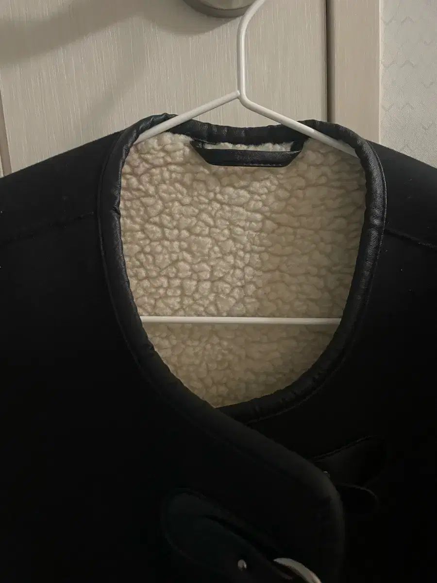 バックル ムートン