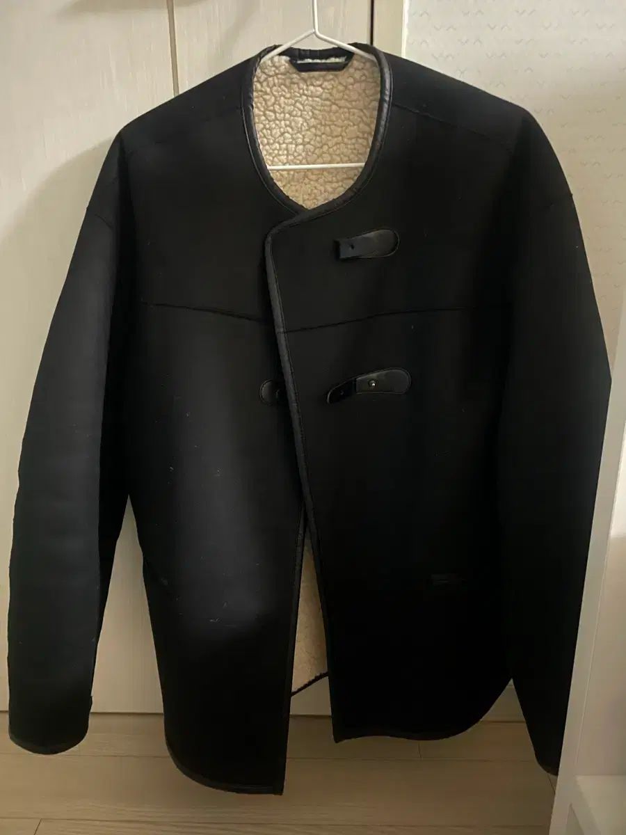  OVNEIR ヌガヨン Classic バックル ムートン ジャケット テーラードジャケット ジャケット アウター