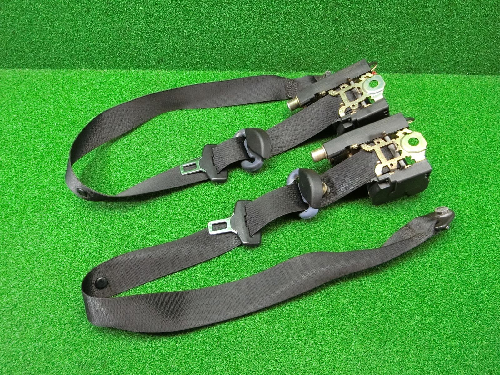 12726 smart スマート カブリオ GF MC 01 C フロント シートベルト 左右セット