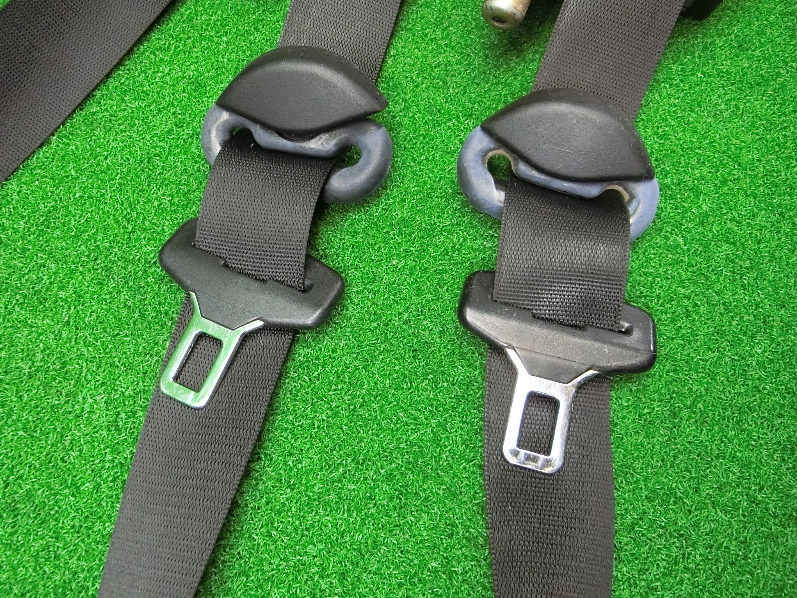 12726 smart スマート カブリオ GF MC 01 C フロント シートベルト 左右セット