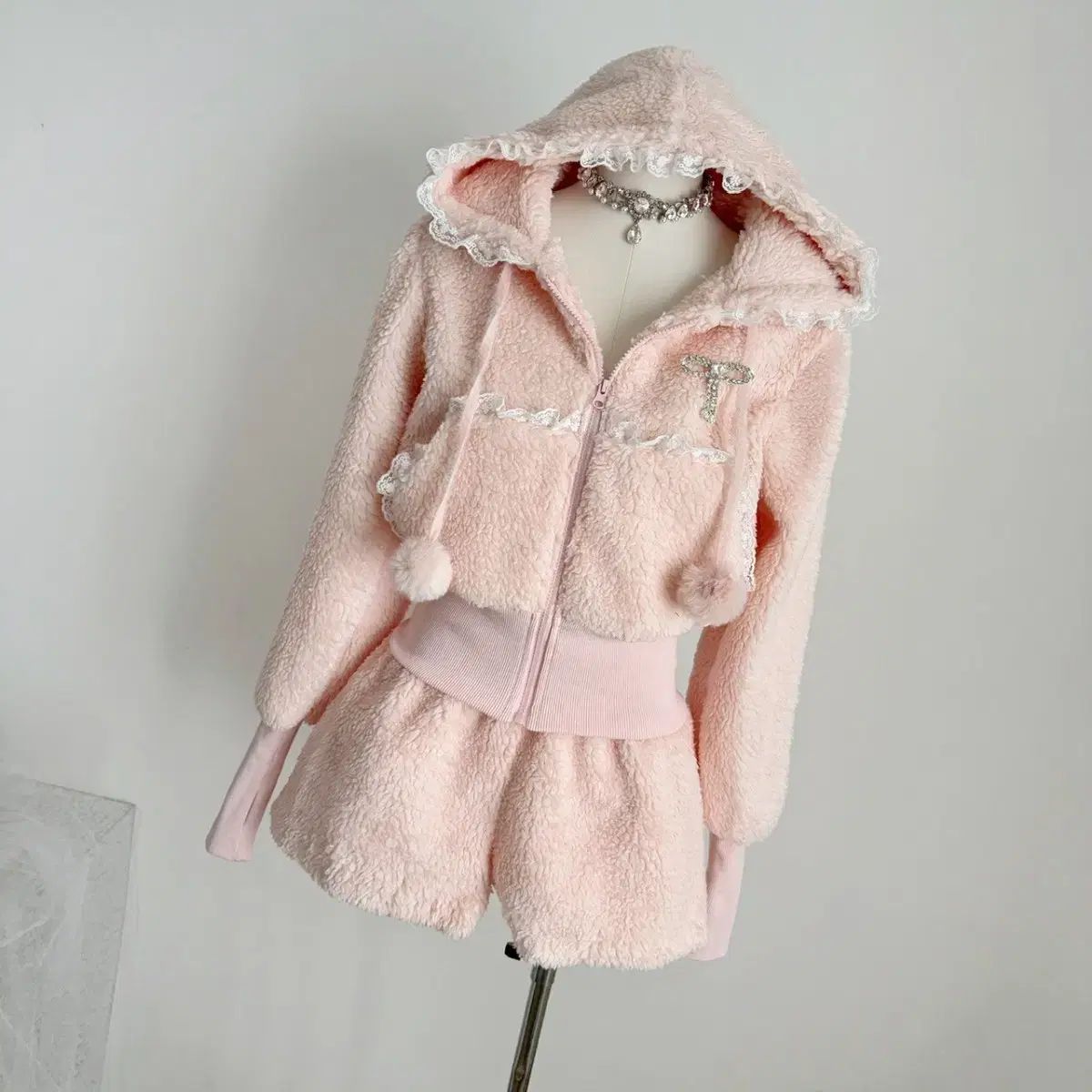 ボア シープスキン パンチョ うさぎ 起毛 フード ジャージ トレーナー