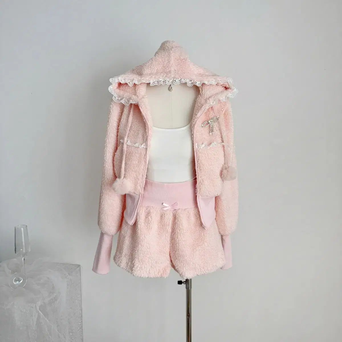 ボア シープスキン パンチョ うさぎ 起毛 フード ジャージ トレーナー