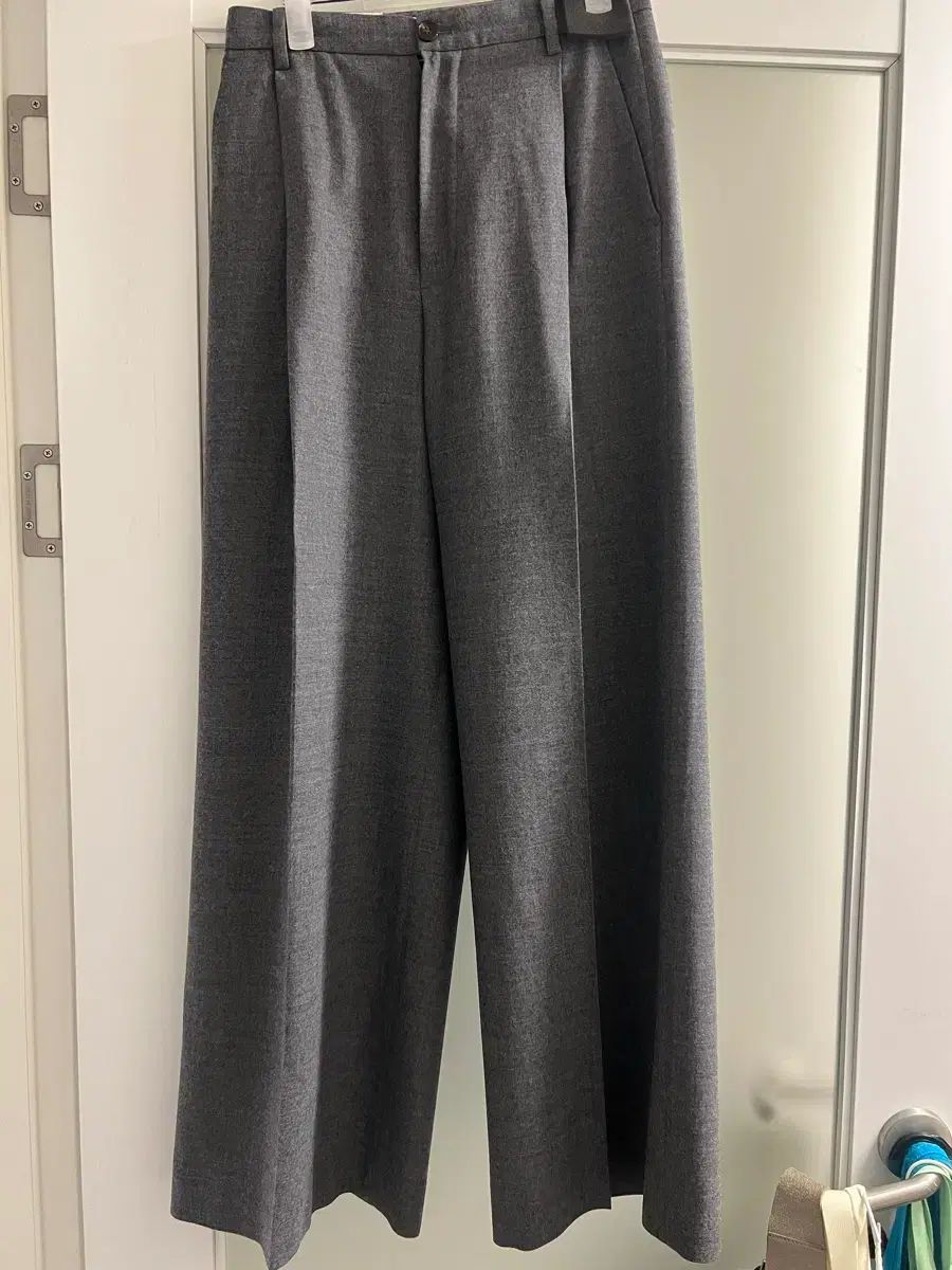 ファサードパターン タイムレス ウール パンツ スラックス s