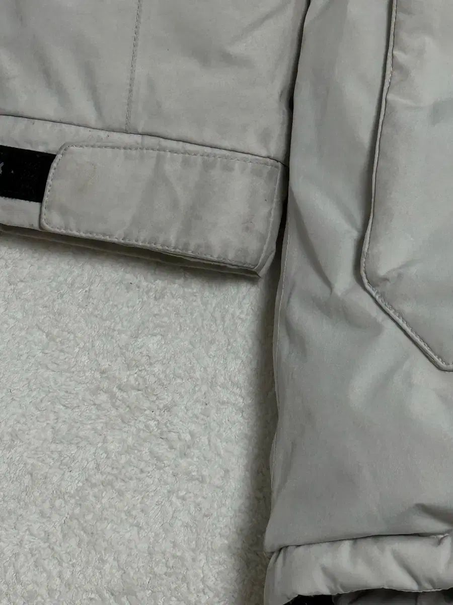 ブラックヤク アイボリー