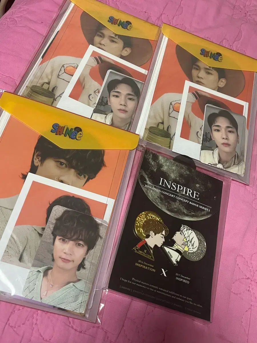 SHINee ジョンヒョン バッジ セット キー KEY キボム ミンホ MINHO 2025 シーグリ シーズングリーティング フォトパック トレカ