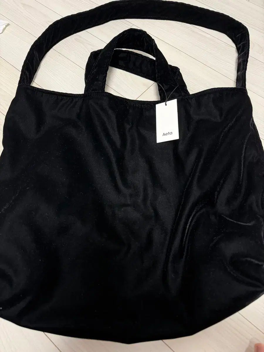 Aeta アエタ ツアーベルベット クロスバッグ