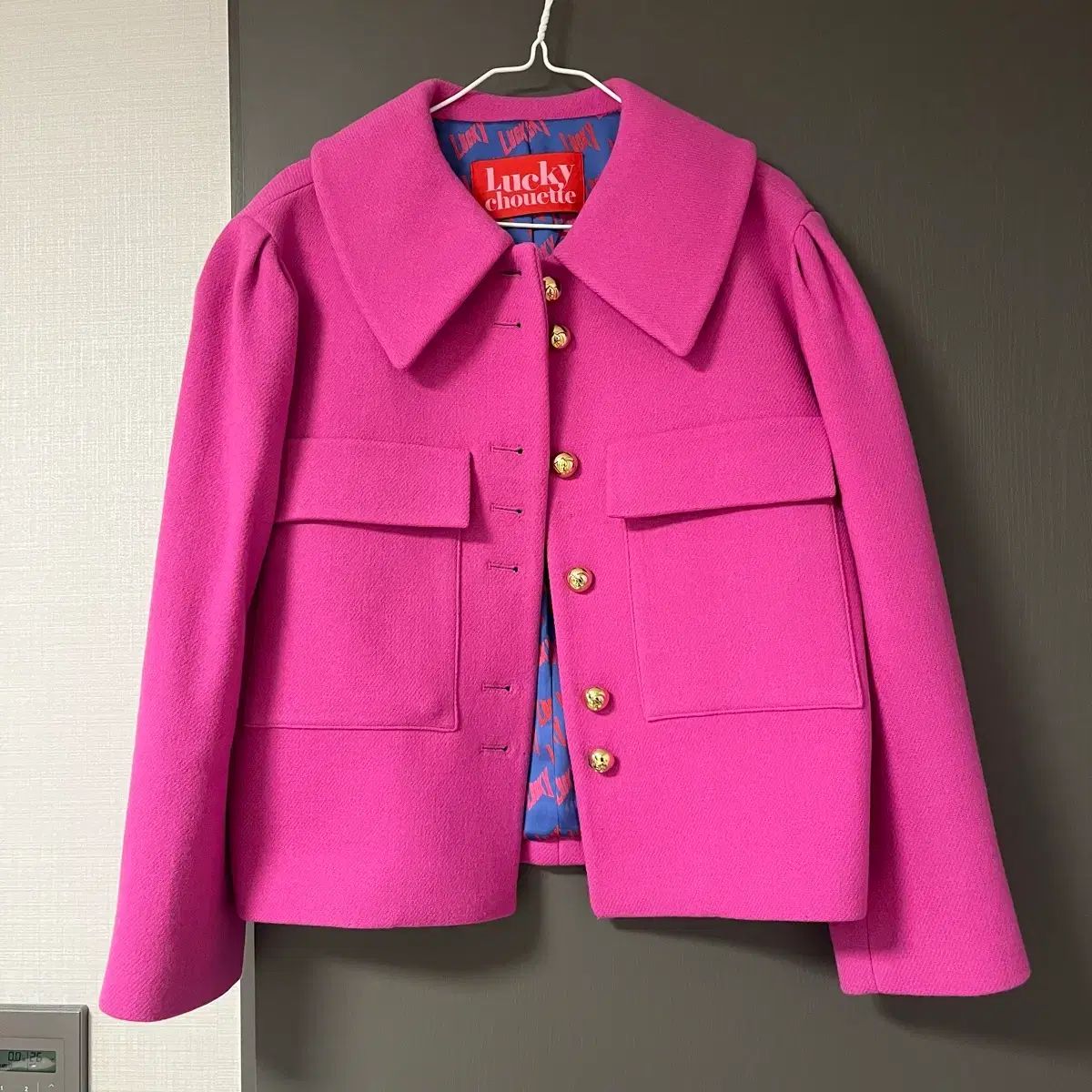 ラッキーシュエトゥ ピンク ショート コート