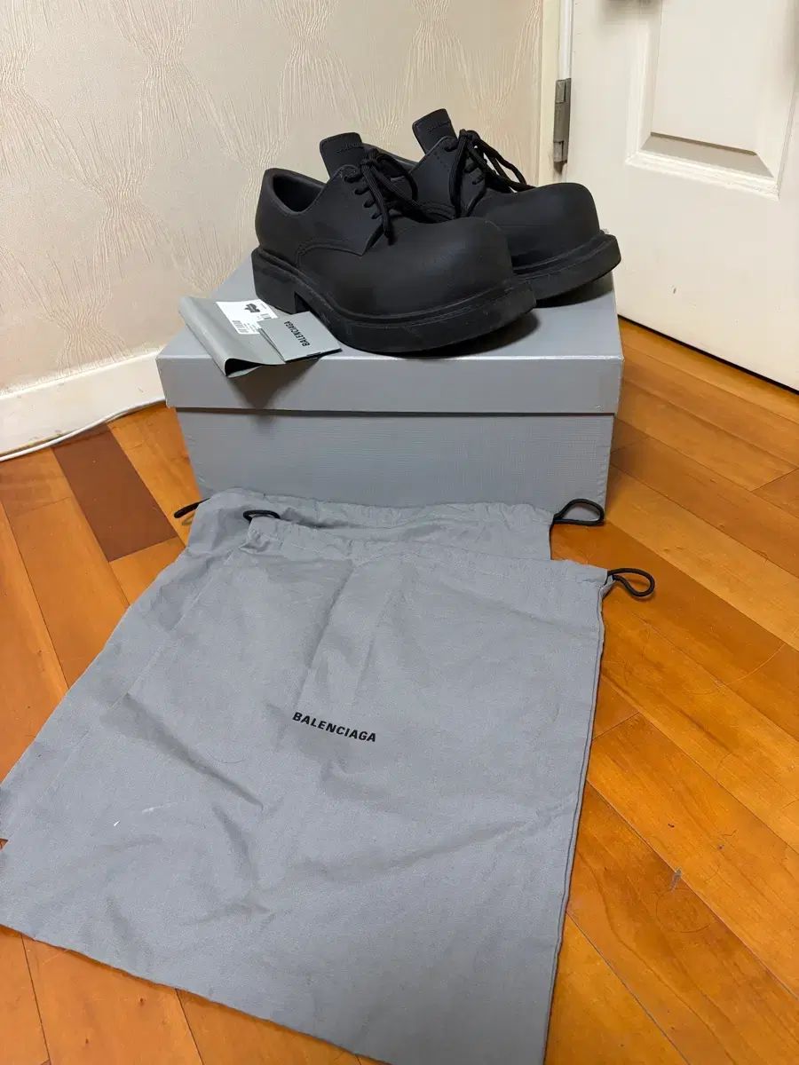 41 バレンシアガ ステロイド ドビ ブラック