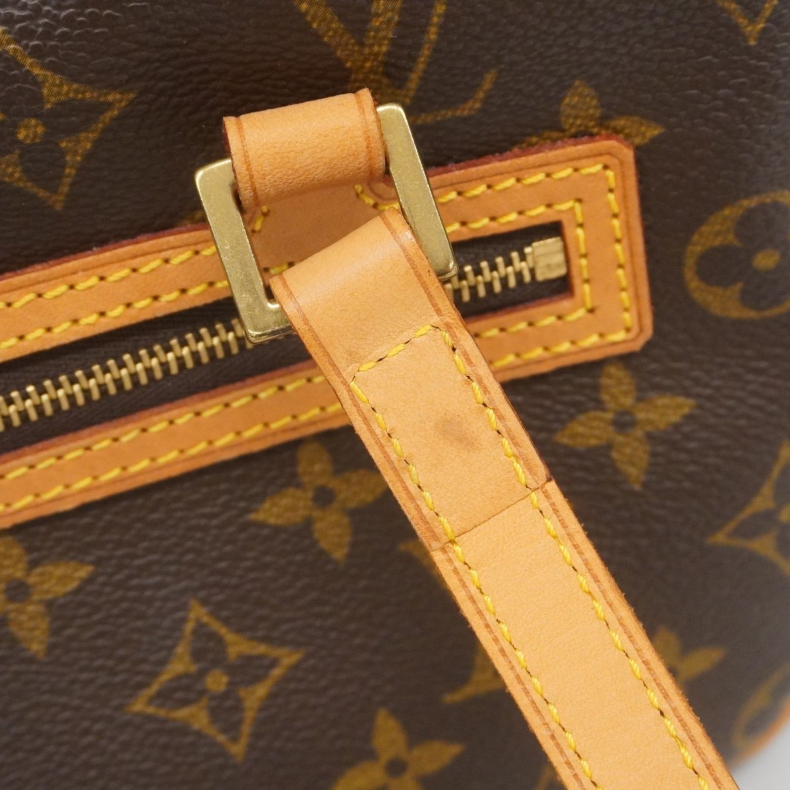 Vuitton ショルダーバッグ