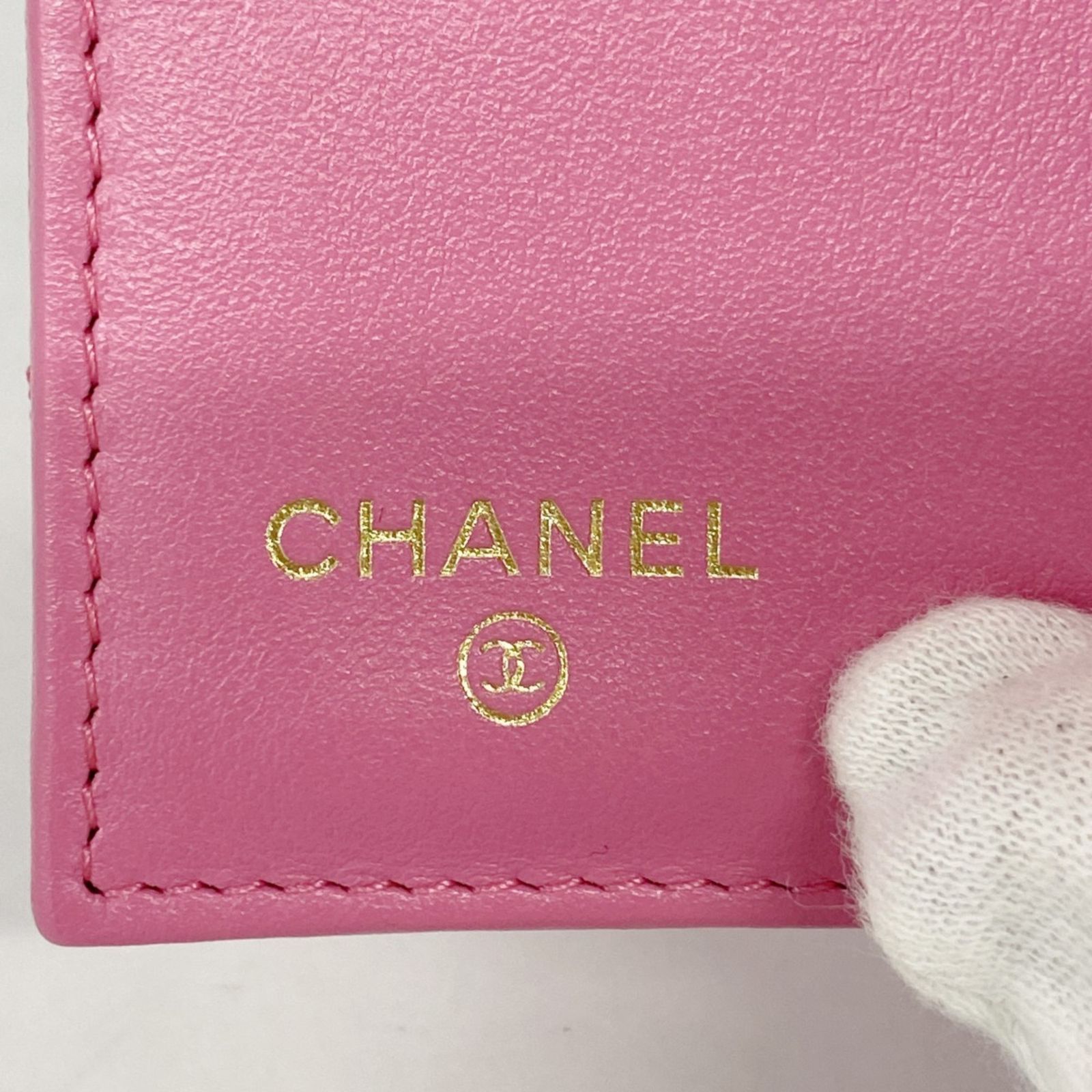 シャネル(Chanel) シャネル 三つ折り財布 マトラッセ キャビアスキン