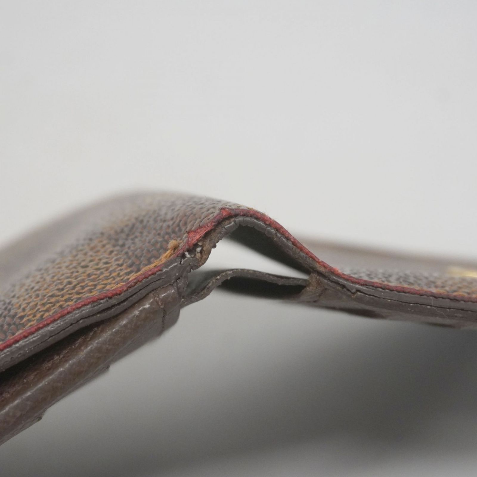 三つ折り財布 ダミエ