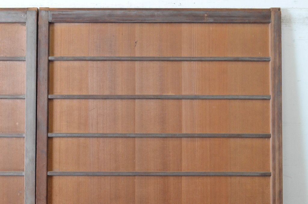  現状販売 舞良戸 セット アンティーク建具 昭和初期 上手物 柾目 まいらど 板戸 引き戸 4～7営業日前後で発送 修理加工希望の方3ヶ月程で発送 R-065252 ドア 扉 板戸 障子 住宅設備