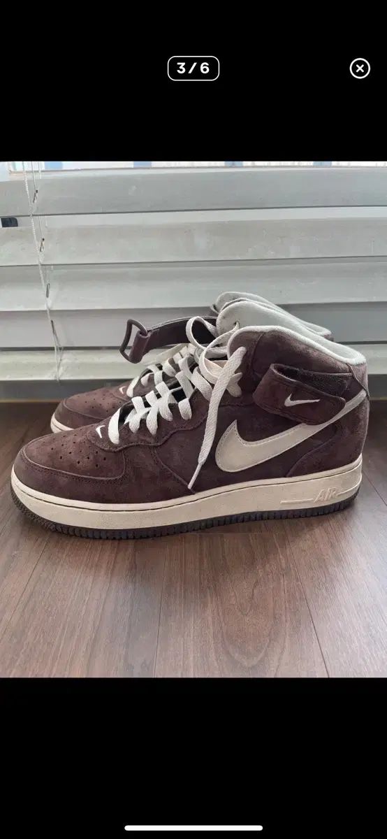 ナイキ ミッドチョコレート