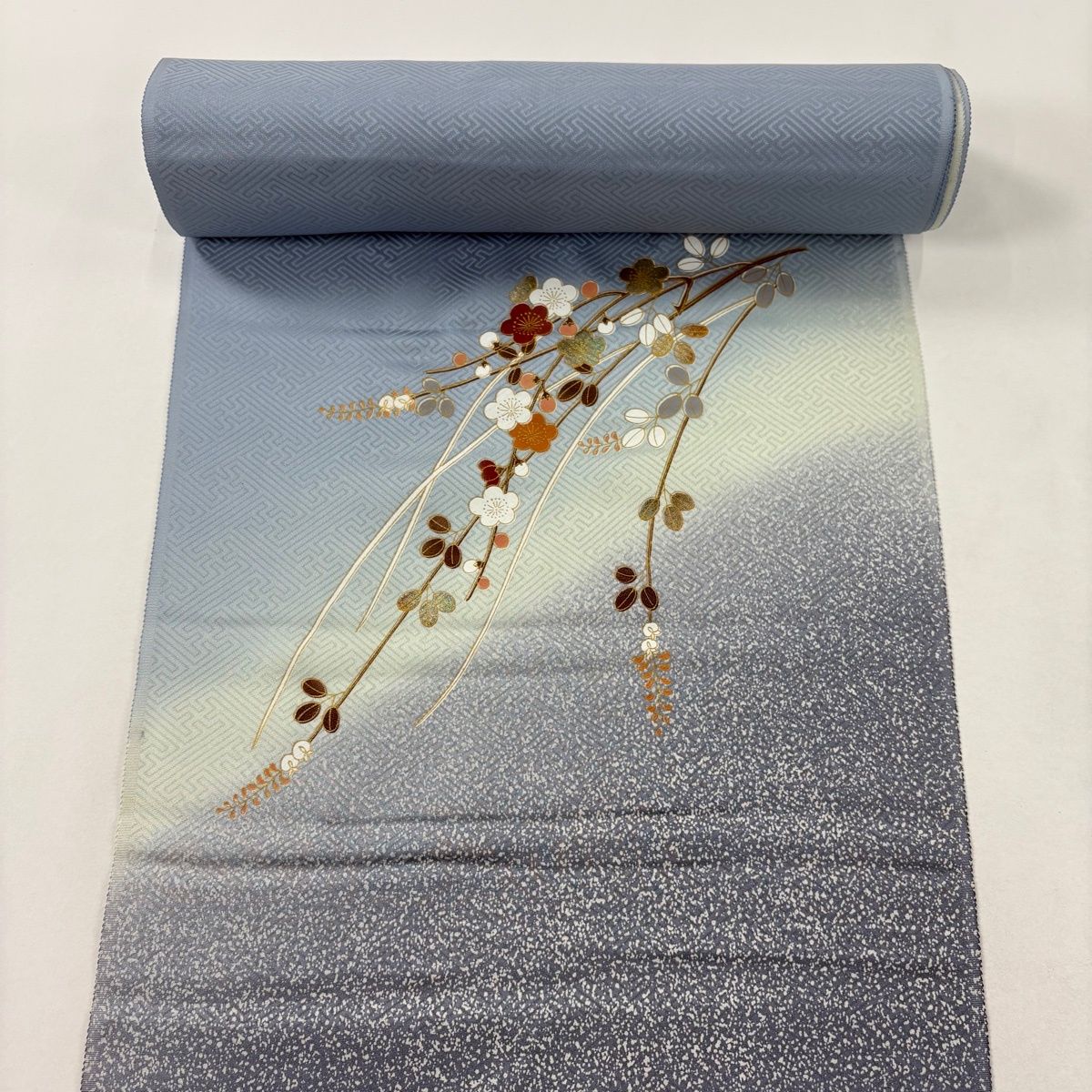 反物 秀品 付下げ 萩 梅 金彩 青灰色 正絹