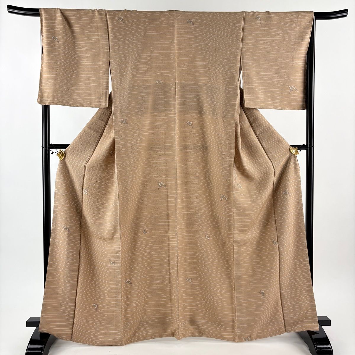 小紋 身丈166 cm 裄丈67.5 L 袷 葉と実 縞 薄茶色 正絹 秀品