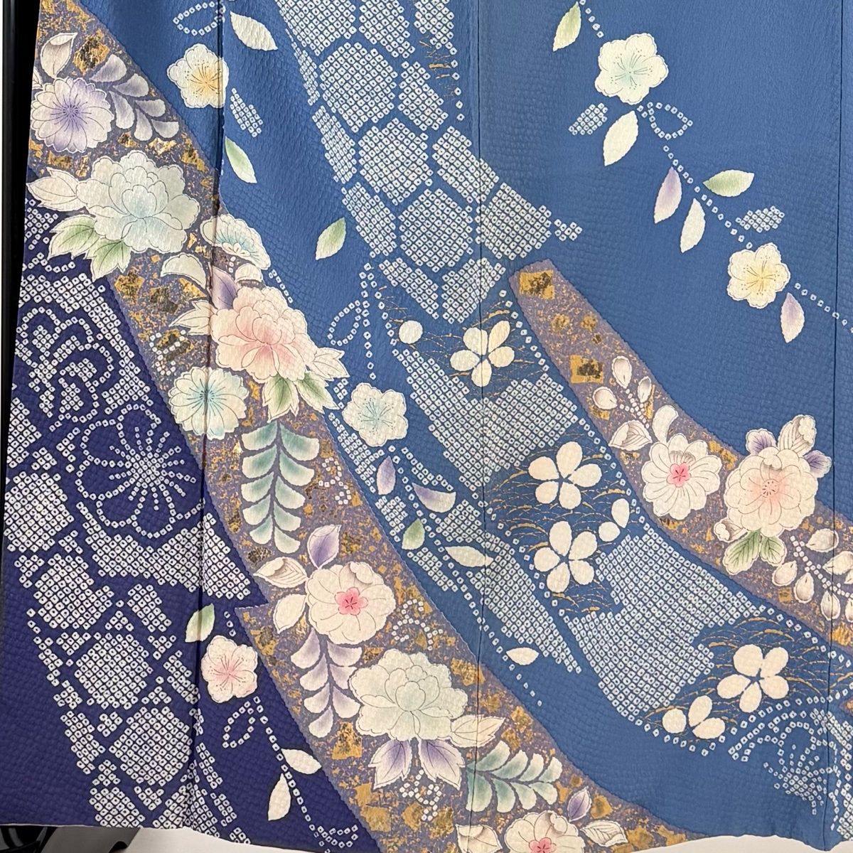 振袖 身丈162 cm 裄丈66.5 M 袷 草花 疋田柄 金銀彩 青灰色 正絹 秀品