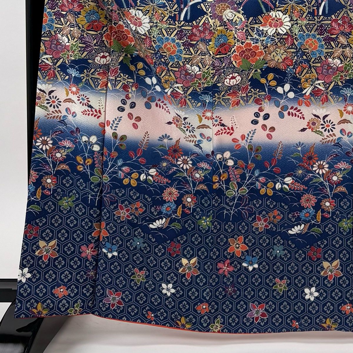 振袖 身丈166 cm 裄丈69 L 袷 草花 萩 金彩 ぼかし 水色 正絹 秀品