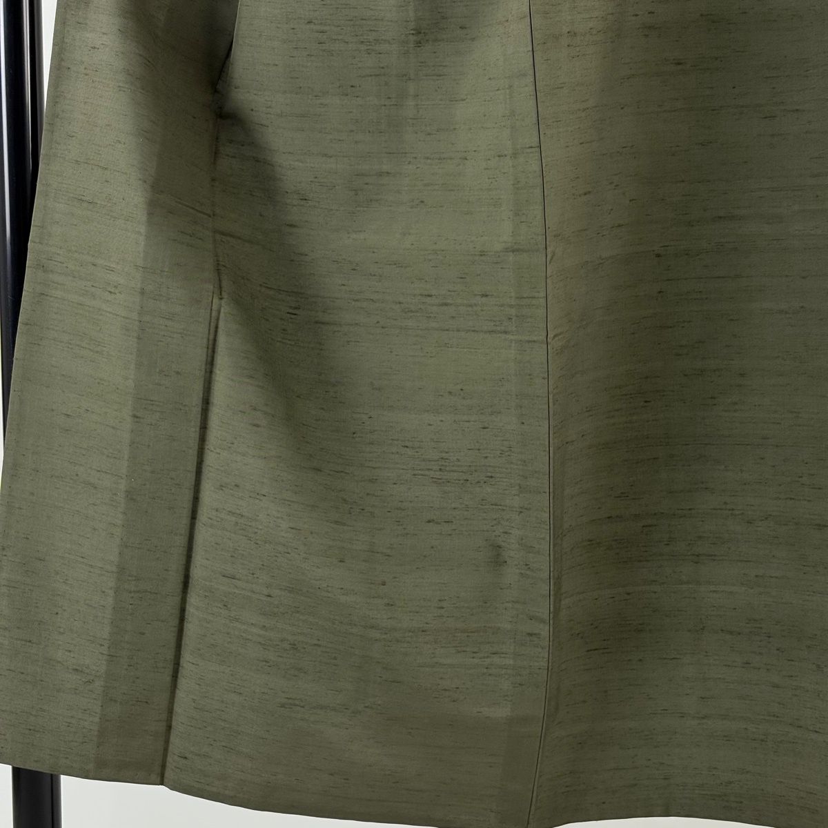 男着物 身丈142 cm 裄丈70 M 単衣 紬 茶緑色 正絹 秀品