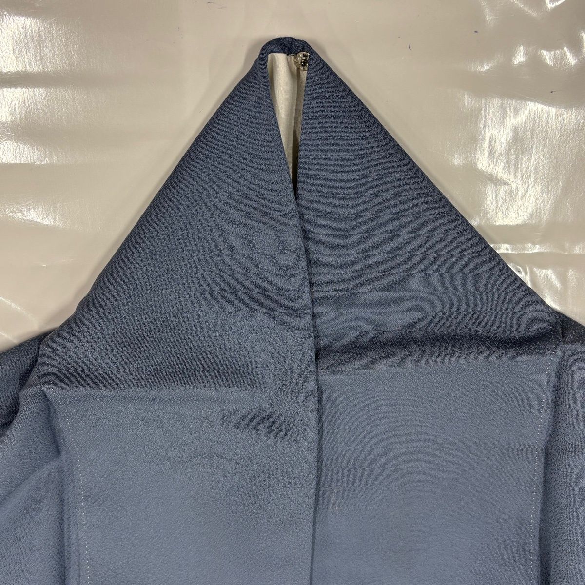 付下げ 身丈165.5cm 裄丈63.5cm S 袷 落款 貝合わせ 御所車 箔 金糸 青